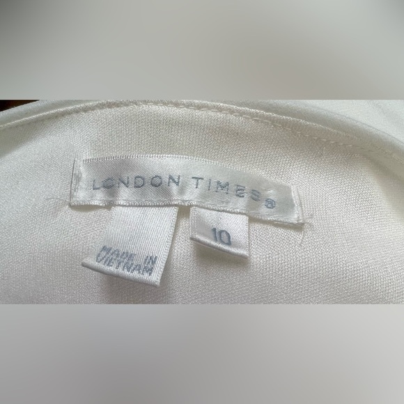 Elegant London Times plunge neckline White Dress - Picture 8 of 8